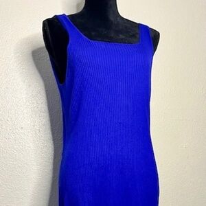 Womens Bold Elements Long Sleeveless Knit Dress with Cutout Back